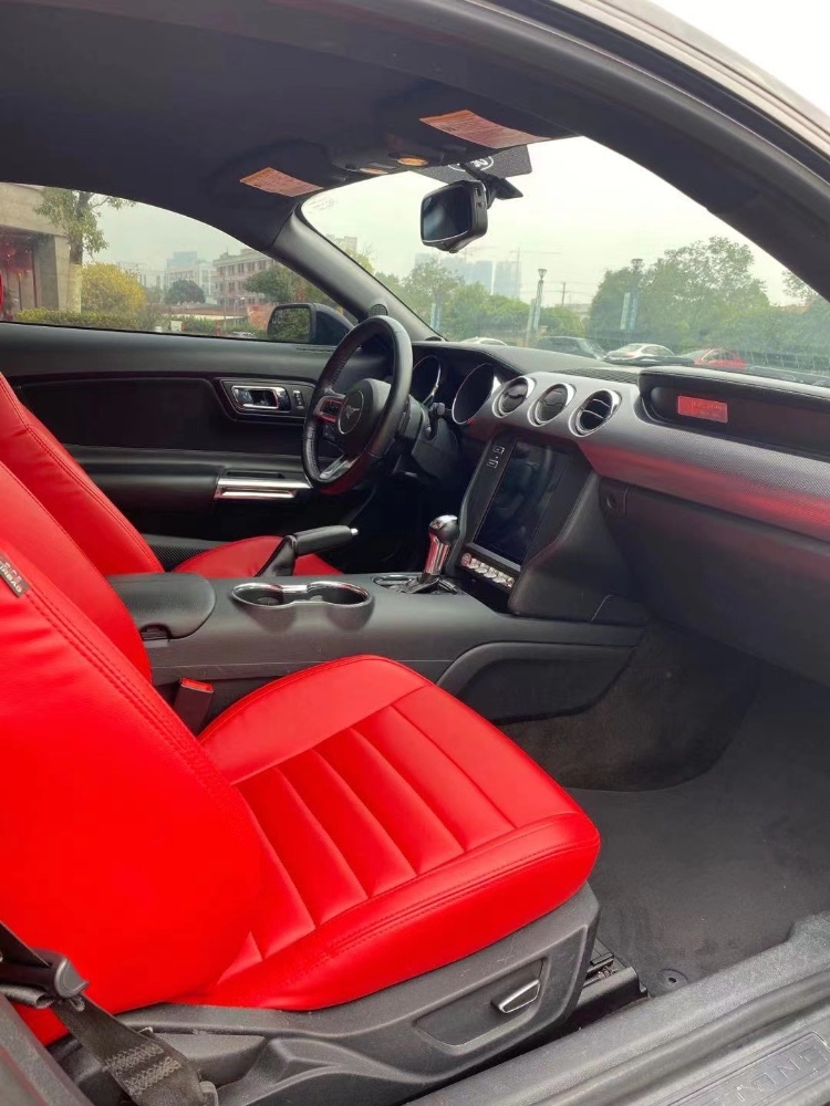 广州15年福特野马4