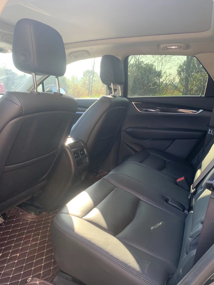 广州17年凯迪拉克XT57