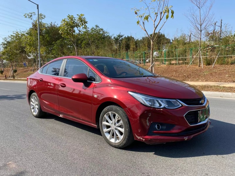 60 万品牌:科鲁兹表显里程3-5万公里上牌时间2018-02排放标准1.