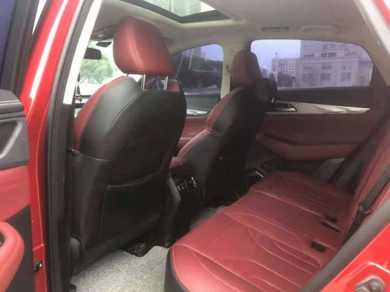 嘉興19年長安汽車CS855