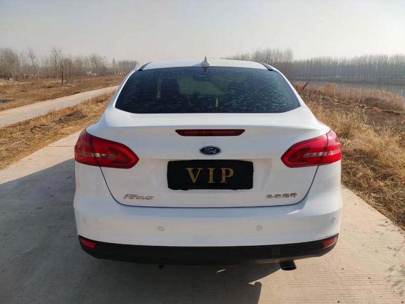 宿迁16年福特福克斯6