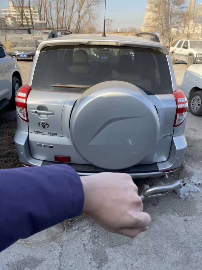 太原11年豐田RAV47