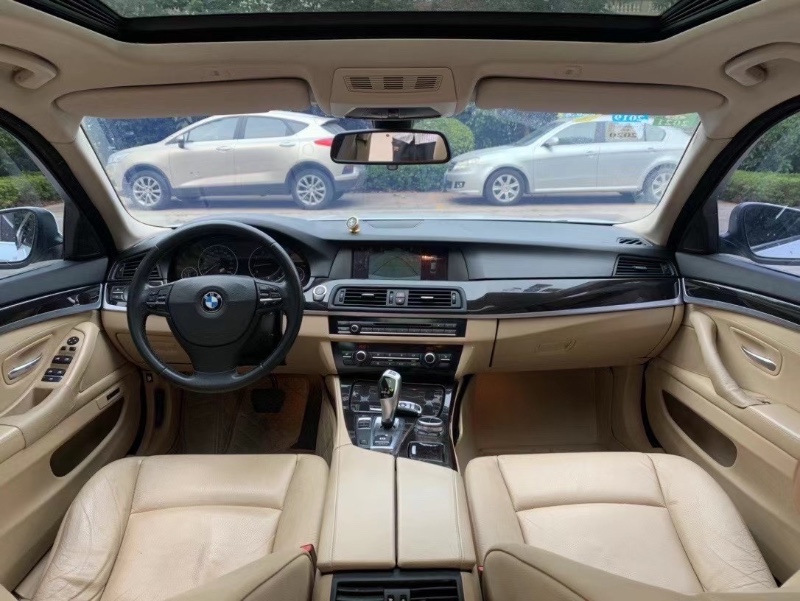 中山13年宝马5系5