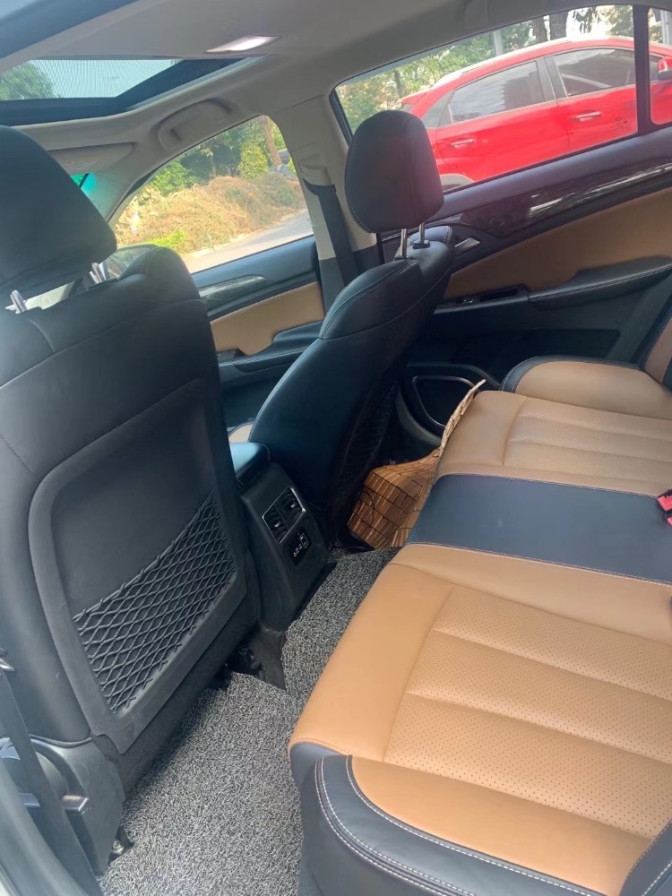 中山17年比亚迪秦6