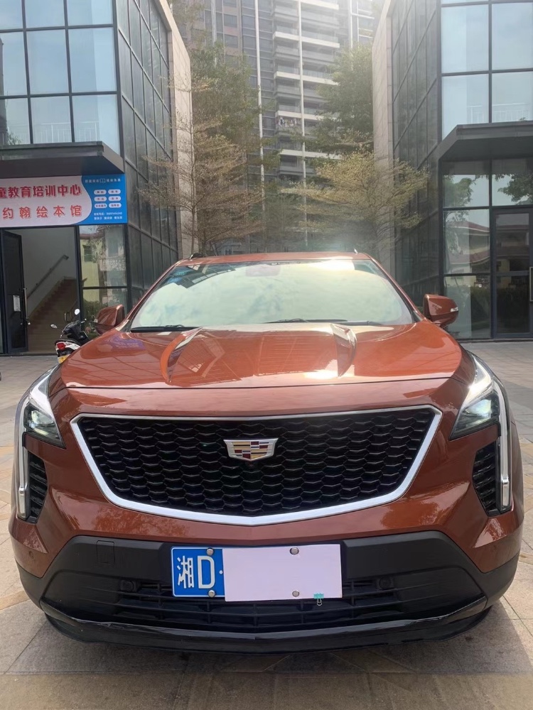 中山19年凯迪拉克XT41