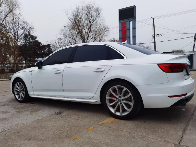 徐州17年奥迪A4L5