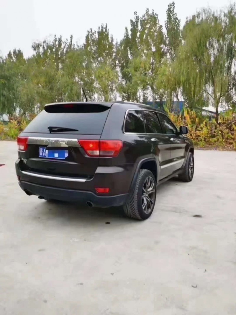 臨汾13年Jeep大切諾基7