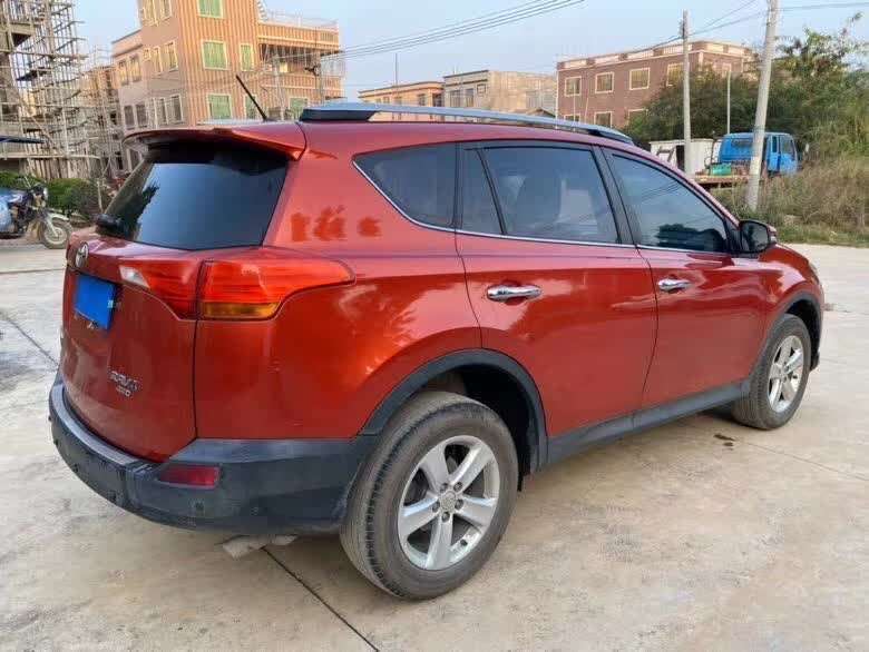 江门13年丰田RAV48