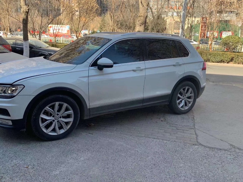 郑州17年大众途观2