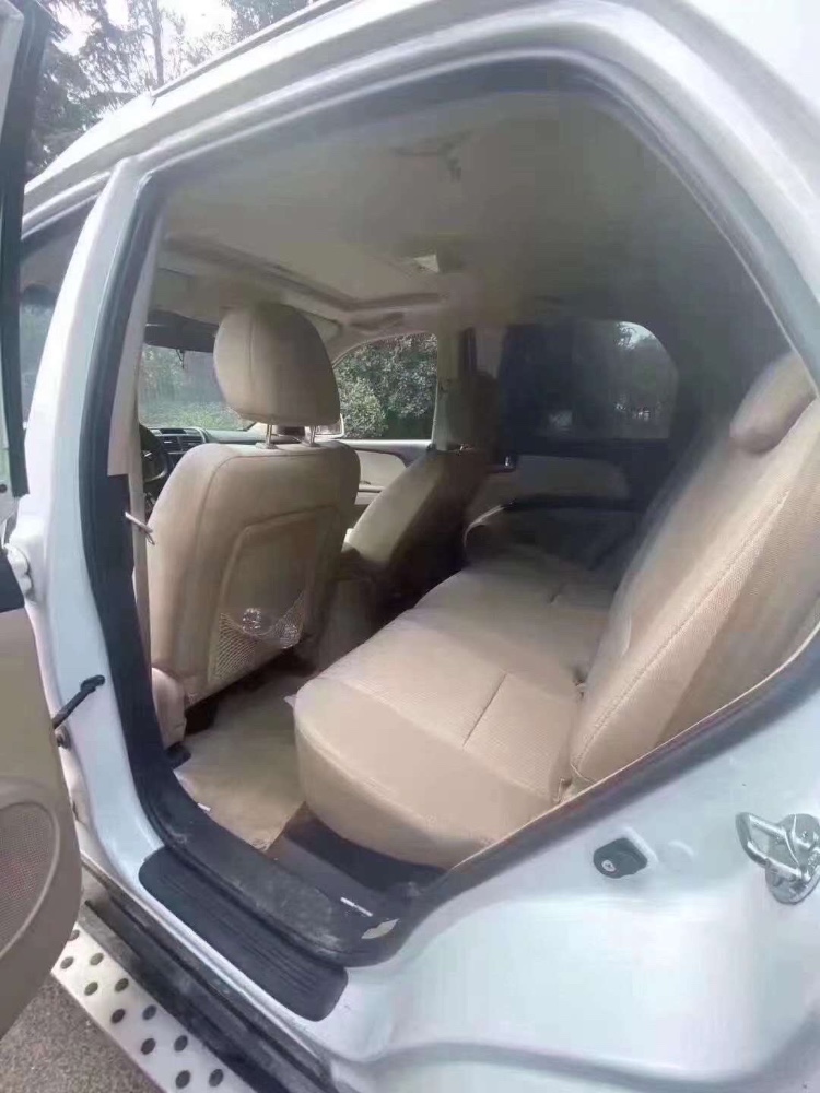 青岛14年起亚狮跑5