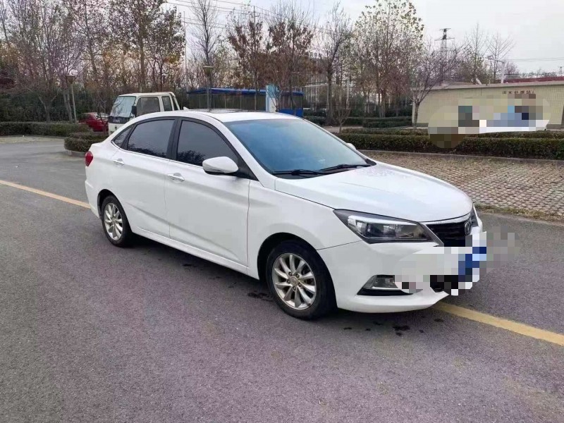 潍坊15年长安汽车悦翔V77