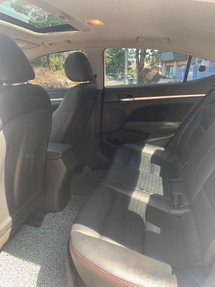 中山16年现代领动7