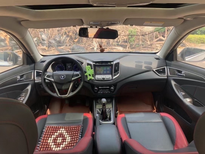 中山16年长安汽车逸动3