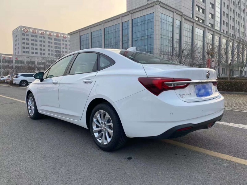 潍坊21年别克威朗3