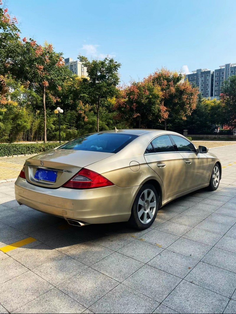 烟台11年奔驰CLS4