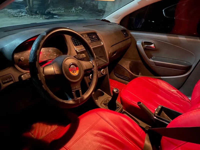 青岛11年大众polo3