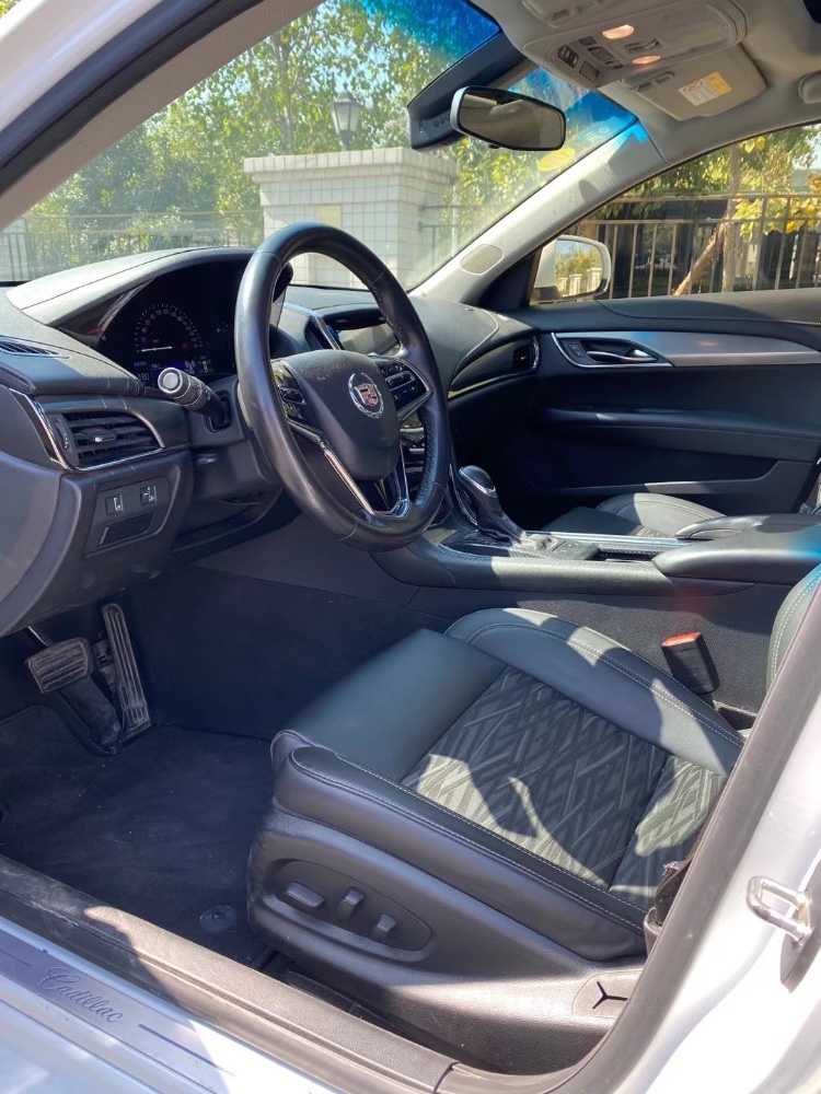 中山15年凯迪拉克ATS3