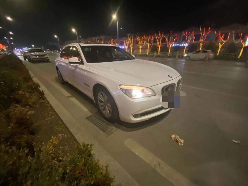 济南10年宝马7系2