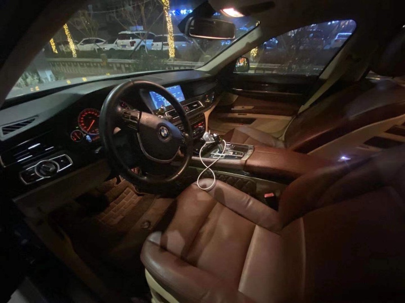 济南10年宝马7系3