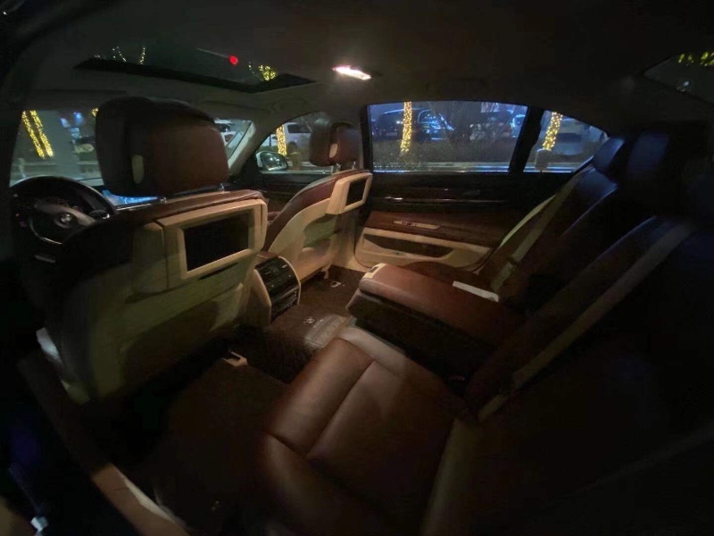 济南10年宝马7系4