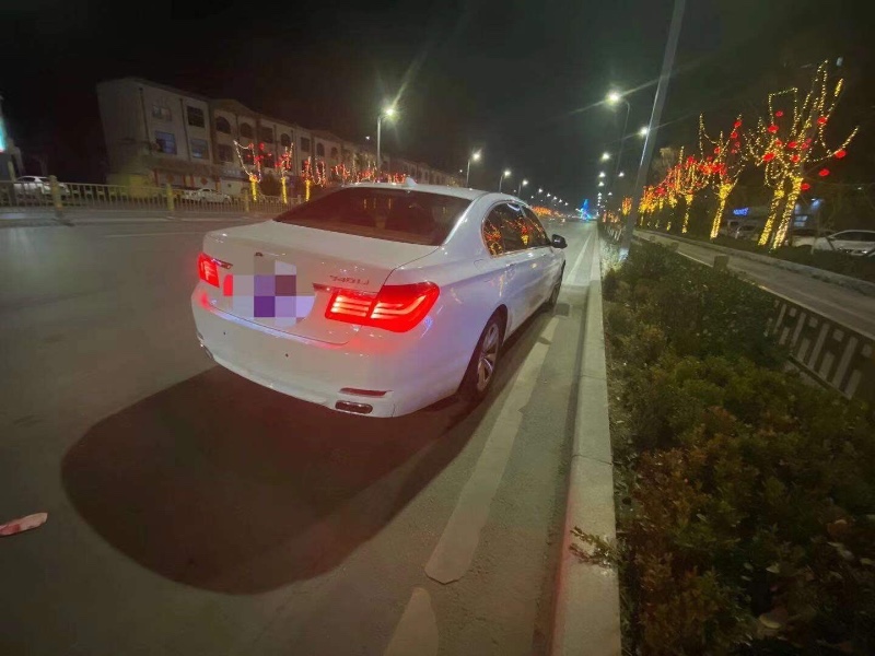 济南10年宝马7系7