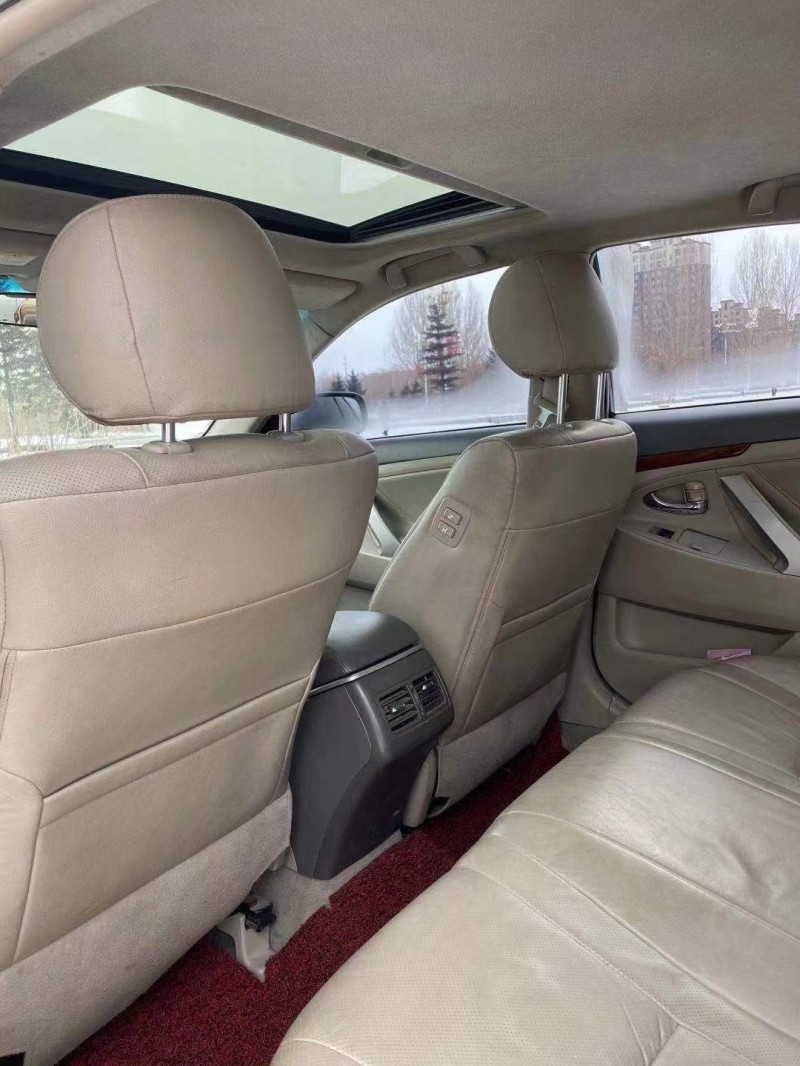 北京13年丰田凯美瑞9