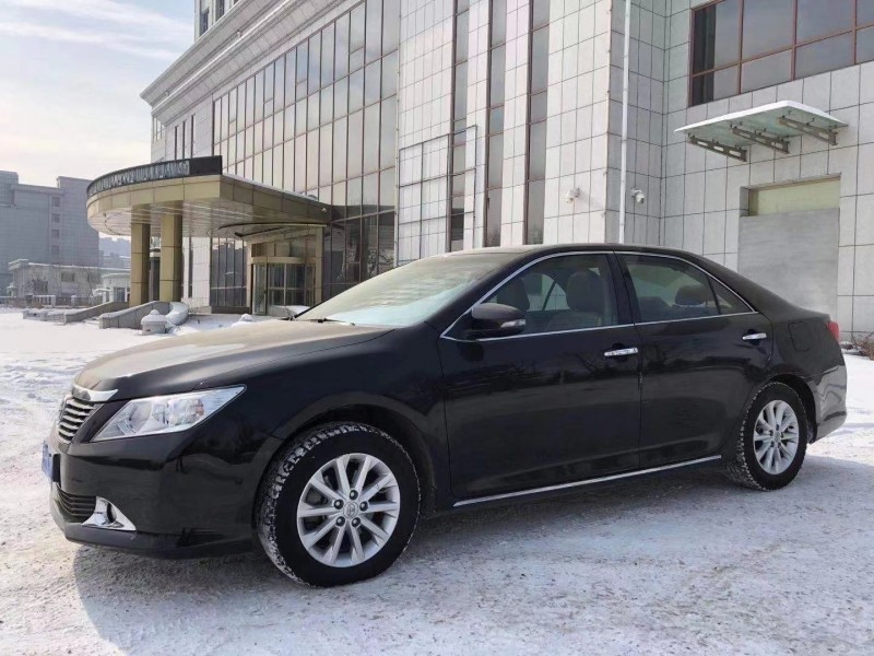 北京14年丰田凯美瑞2