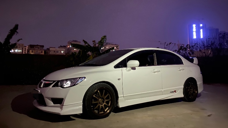 广州11年本田思域1