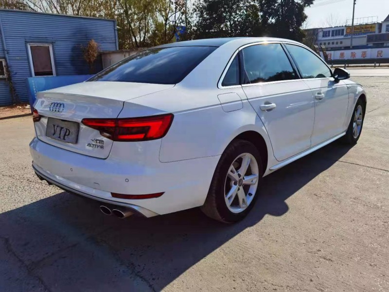 徐州17年奥迪A4L4