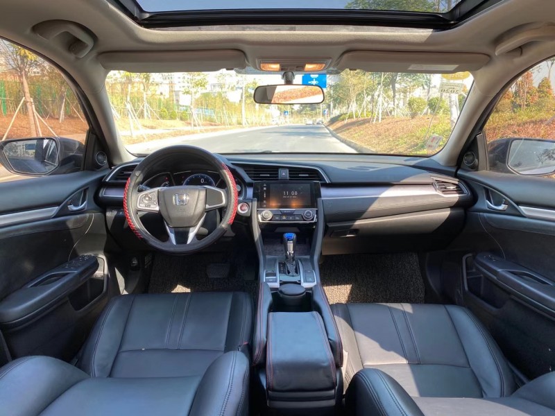 东莞18年本田思域4