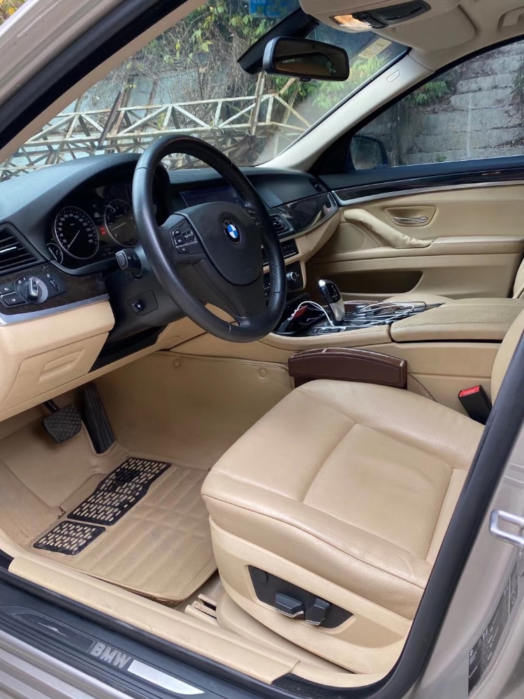 中山13年宝马5系6