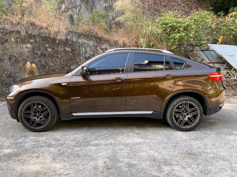 中山14年宝马X67