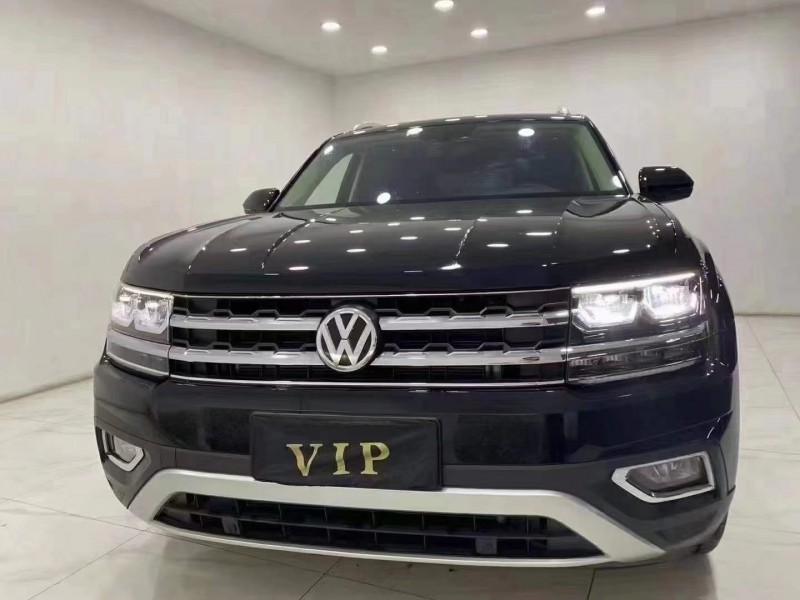 成都19年大众途昂8