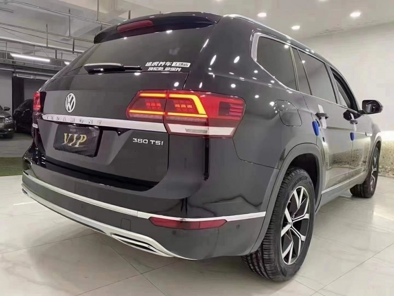 成都19年大众途昂1