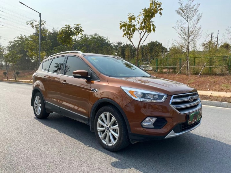 东莞16年福特翼虎8