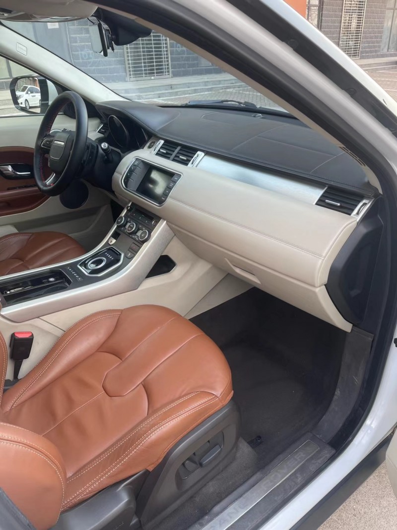 邢台12年路虎揽胜极光(进口)6