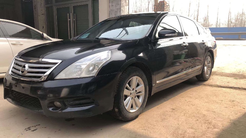 北京12年日产天籁2