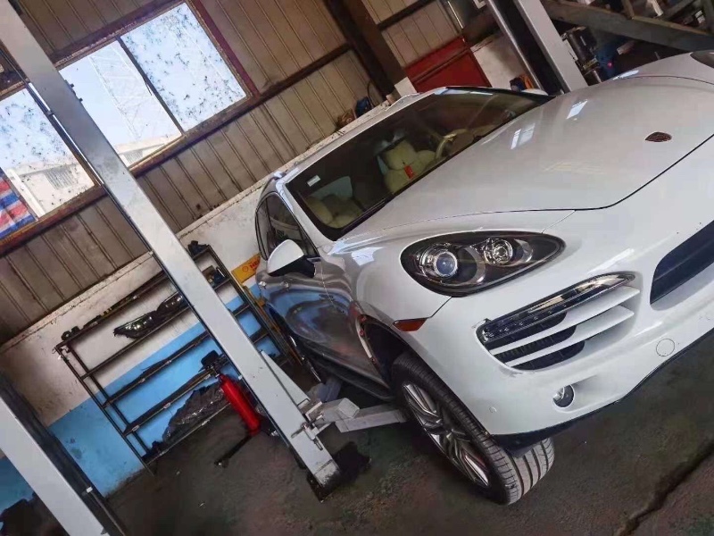 徐州13年保时捷卡宴6