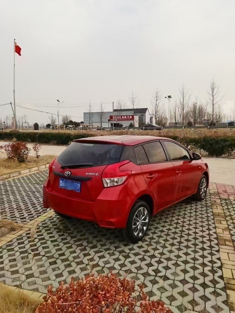 徐州14年丰田YARiS L 致炫4