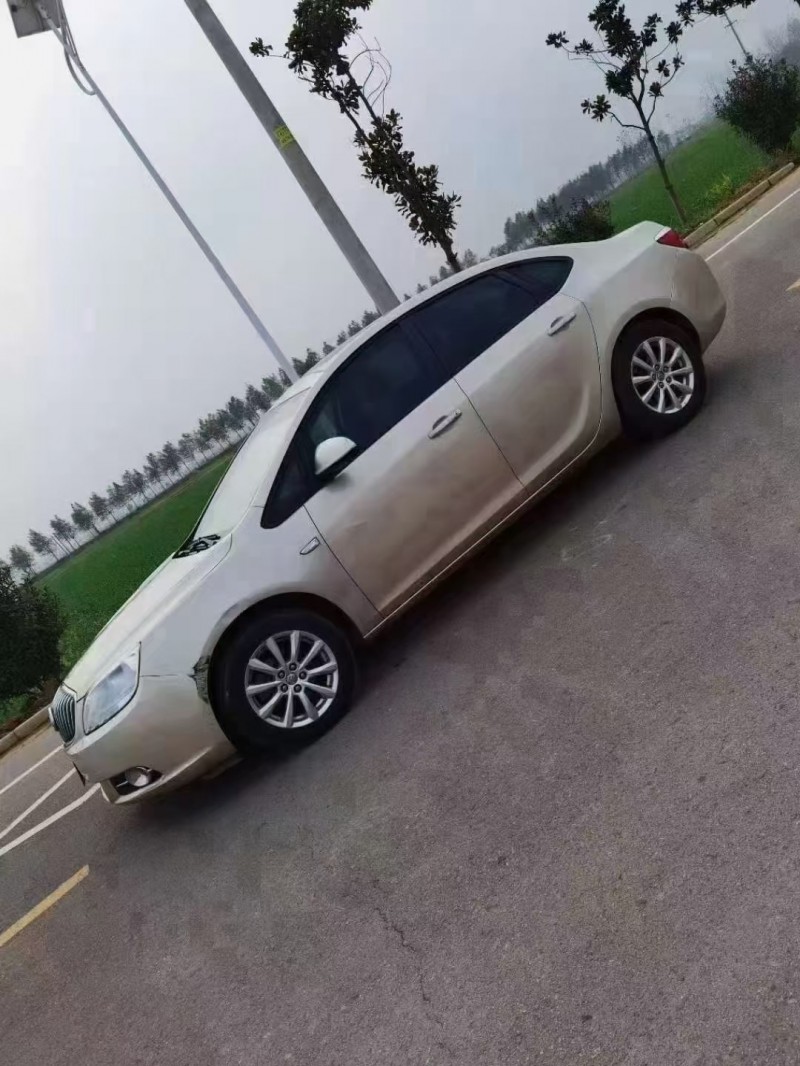 徐州15年别克英朗2