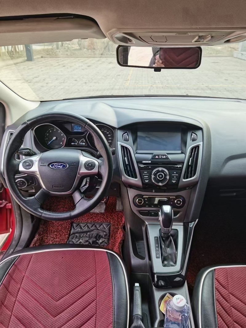 徐州13年福特福克斯8