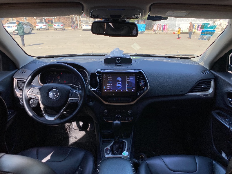 衡陽16年Jeep自由光11