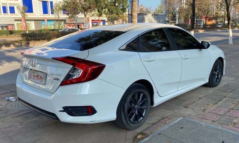 广州20年本田思域5