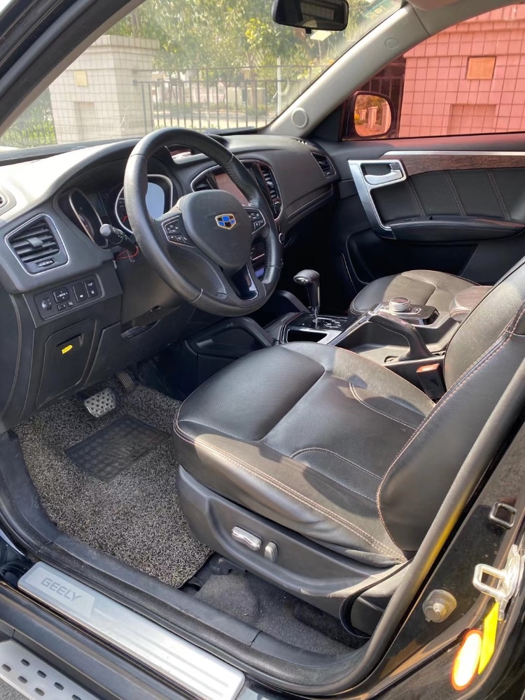 中山17年吉利豪情3