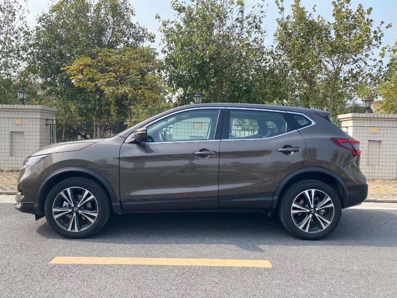 中山20年日产逍客4