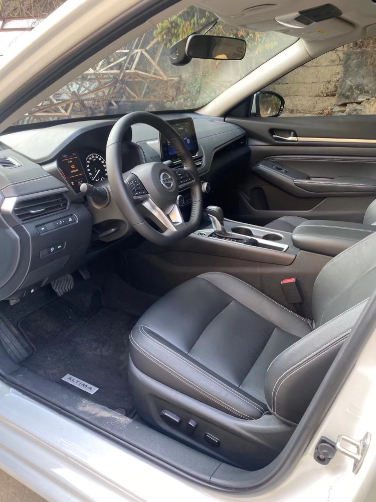 中山20年日产天籁6