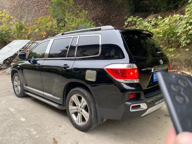 中山13年丰田汉兰达4