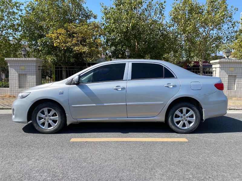 中山10年丰田卡罗拉3