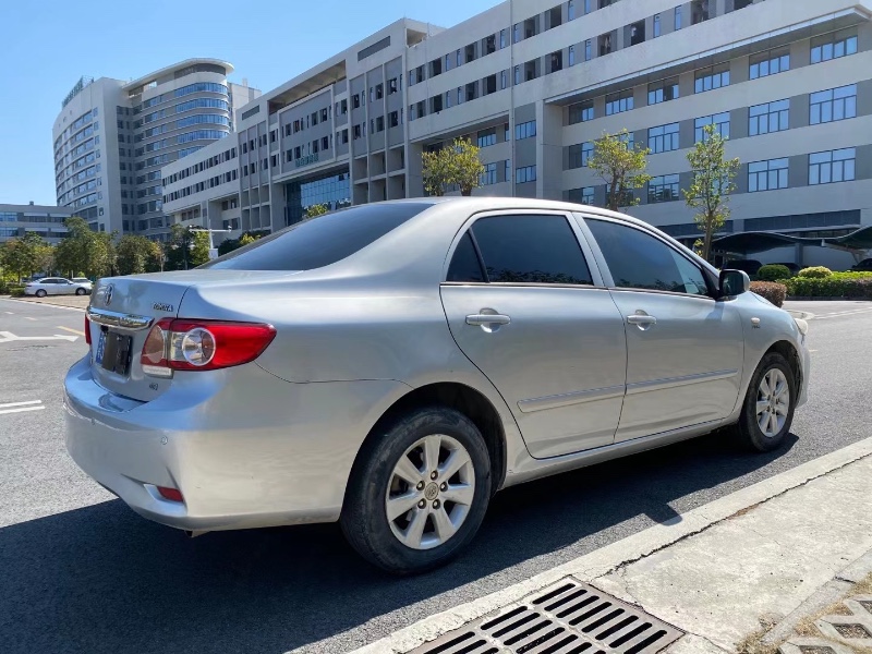 中山10年丰田卡罗拉6