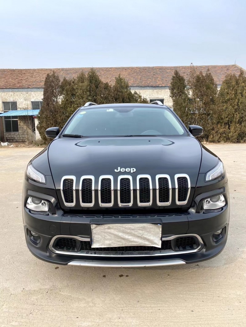臨沂18年Jeep自由光1